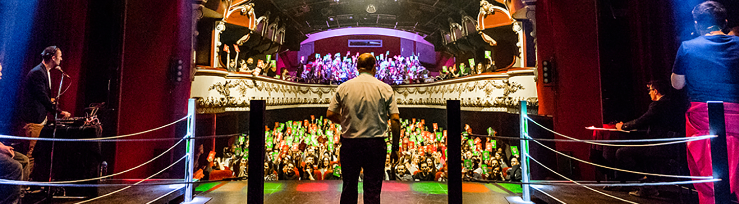 La salle pendant un spectacle de la Compagnie lesArts